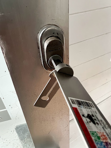 Emergency Locksmith- Lockwood 570 Cylinder